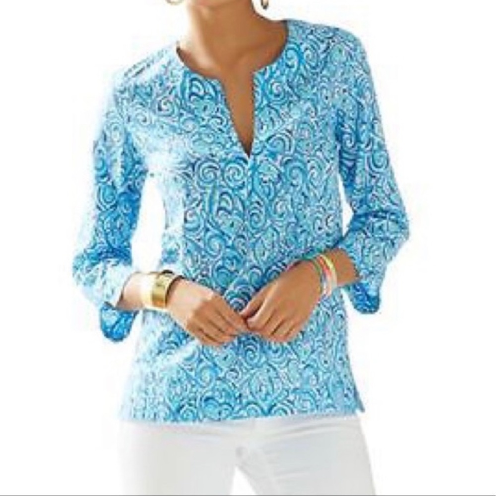Lilly Pulitzer Amelia Island Tunic in Resort White Chasing Tail Blue Size Small